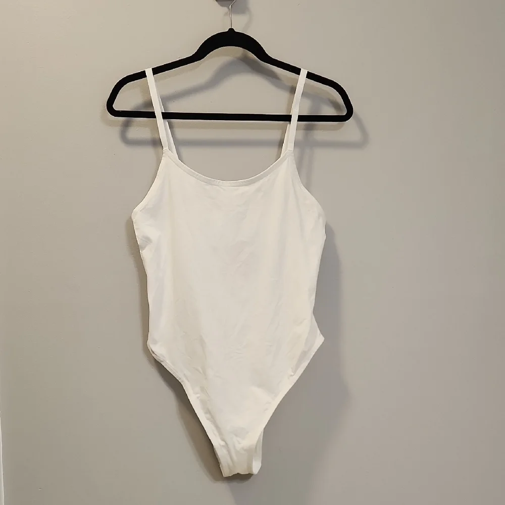 Savage X Fenty White Slim-Strap Scoop Bodysuit with Logo Seamless Teddy Size 2X